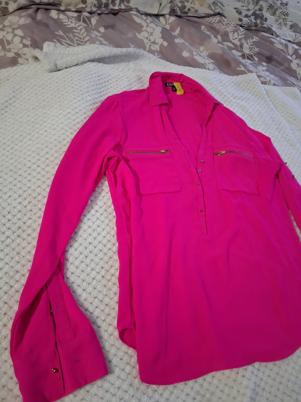 Express Women's Hot Pink Long-Sleeve Button-Front Blouse